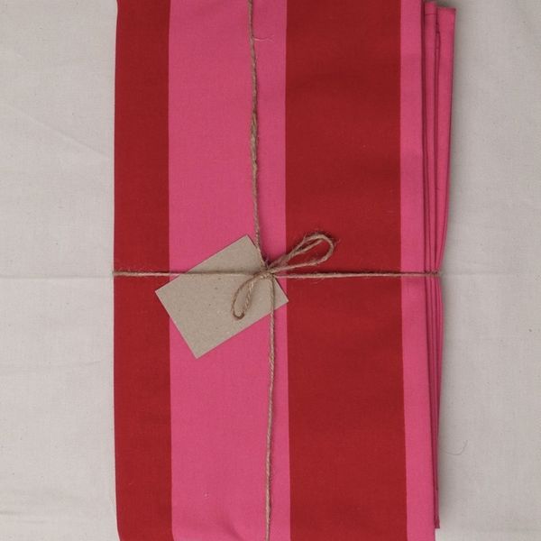 Duk Twizzel r&oslash;d og rosa - striper 3m.